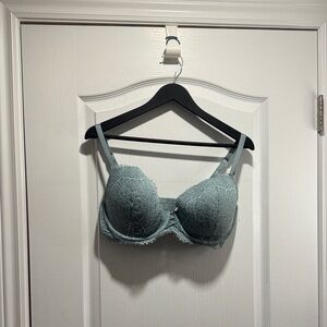 BB Victoria's Secret 36DDD *DREAM ANGELS* LACE PUSH-UP BRA